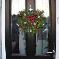 Front door heart garland